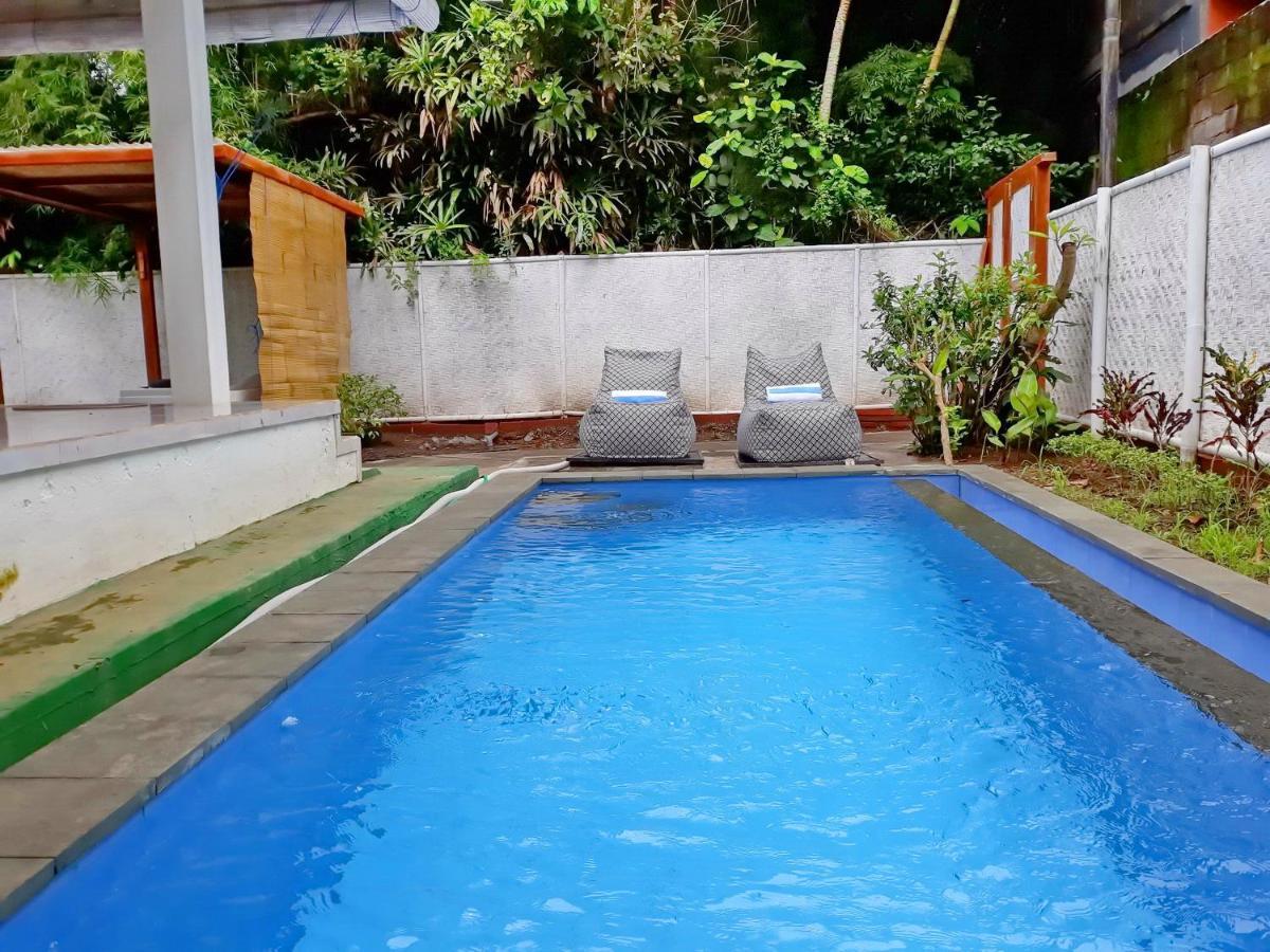 White Creative Villa Campuhan Ubud (Bali) Exterior photo